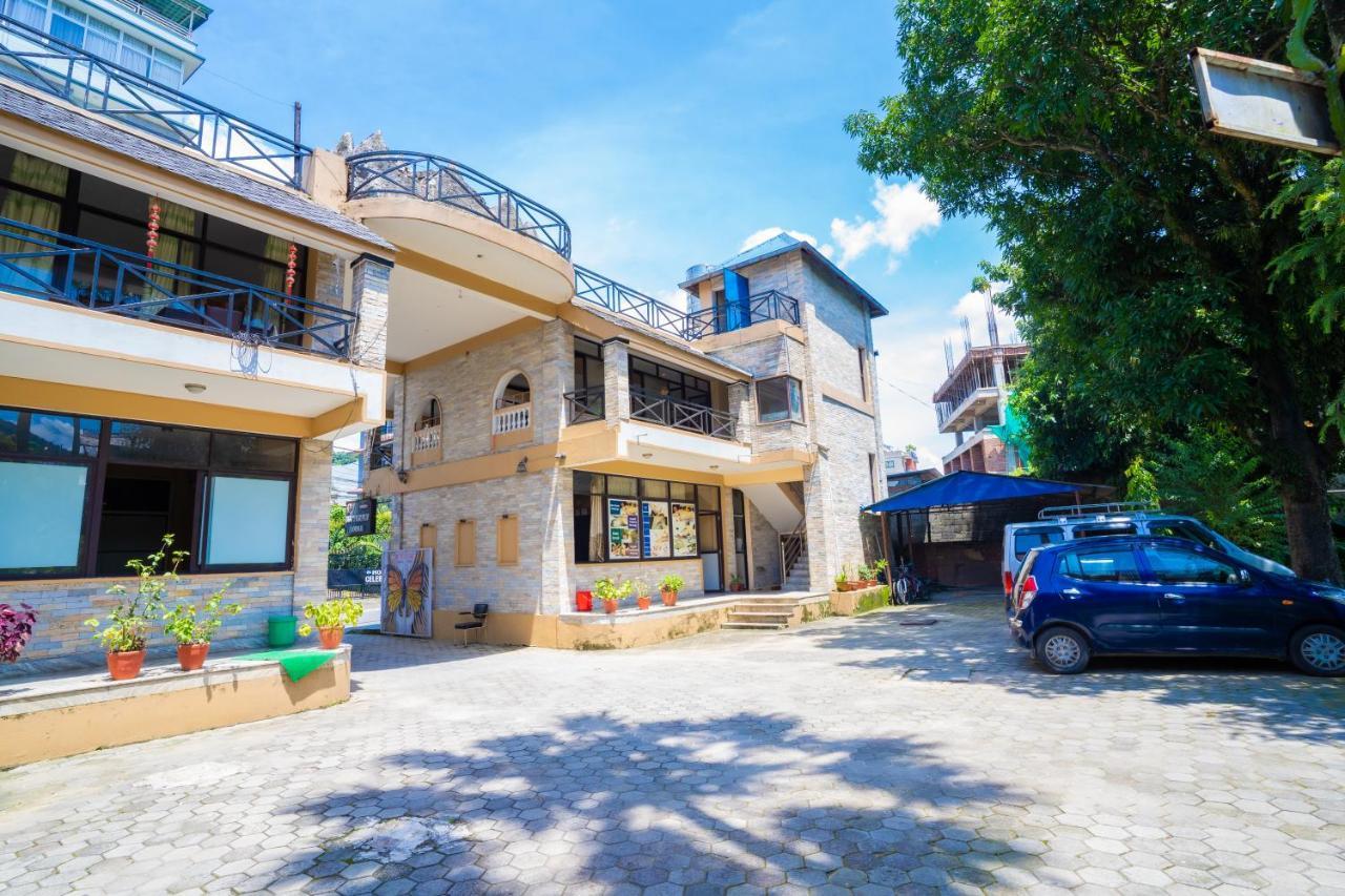 Butterfly Lodge Pokhara Exterior photo